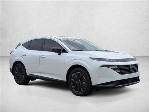 Used 2025 Nissan Murano Platinum w/ Cargo Package image 3