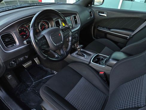 Used 2022 Dodge Charger R/T image 7