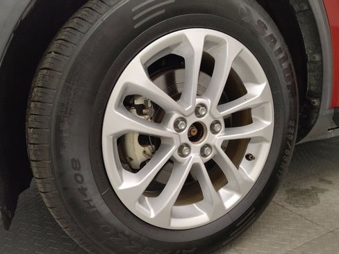 Used 2020 Ford Escape SE FWD image 31