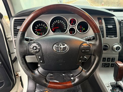 Used 2012 Toyota Sequoia Platinum image 45