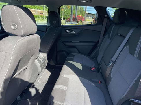 Used 2023 Chevrolet Blazer LT FWD image 15