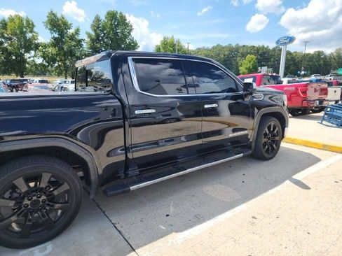 Used 2021 GMC Sierra 1500 SLT w/ SLT Premium Package AWD/4WD image 22