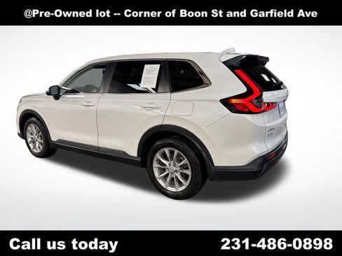 Used 2023 Honda CR-V EX-L image 3