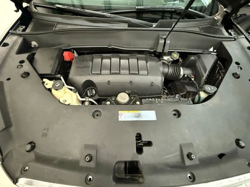 Used 2013 GMC Acadia Denali image 40