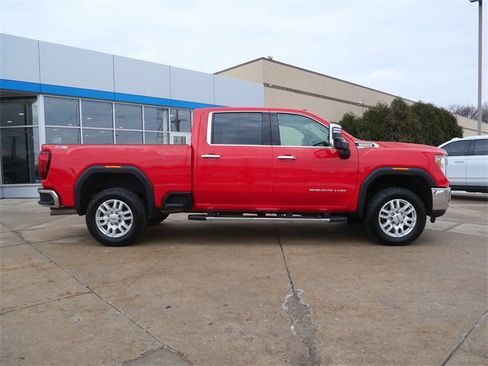 Used 2023 GMC Sierra 2500 SLT w/ SLT Premium Package image 8