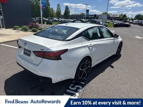 New 2025 Nissan Altima 2.5 SR w/ SR Premium Package image 7