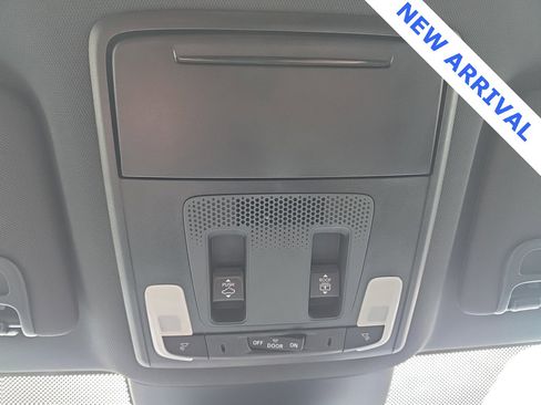 Used 2025 Honda Pilot TrailSport image 26