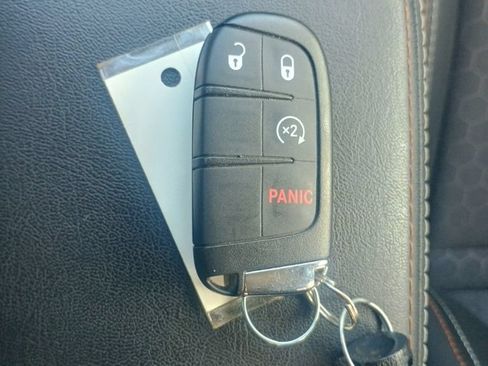 Used 2018 Jeep Compass Latitude w/ Popular Equipment Group AWD/4WD image 26