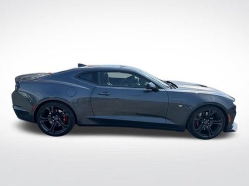Used 2022 Chevrolet Camaro SS RWD image 10