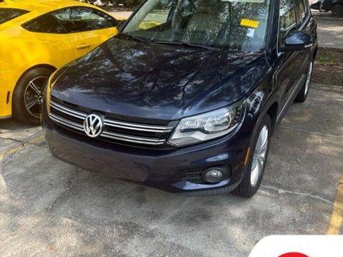 Used 2016 Volkswagen Tiguan SE FWD image 1
