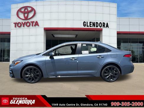 New 2026 Toyota Corolla SE FWD image 6