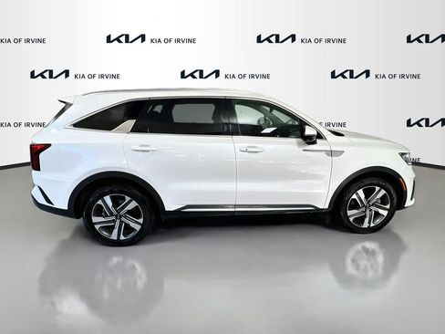 Certified 2023 Kia Sorento EX AWD/4WD image 10
