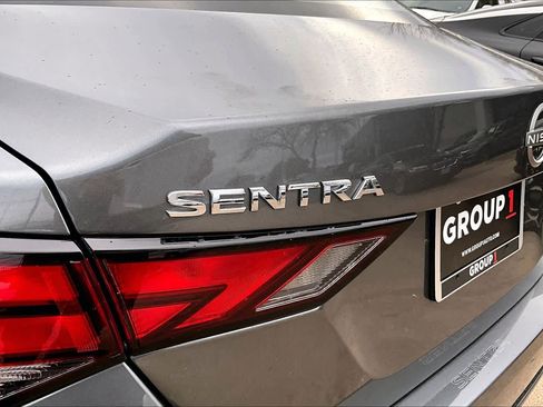 Used 2024 Nissan Sentra S image 28