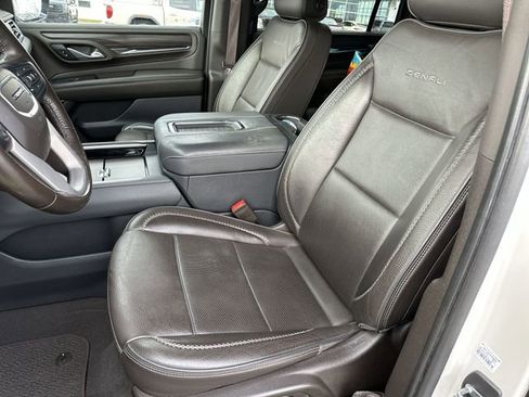 Certified 2022 GMC Yukon XL Denali image 15