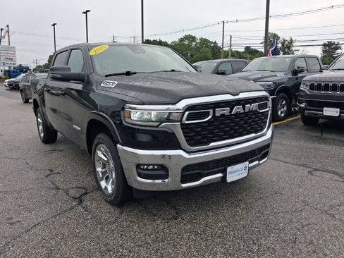 Certified 2025 RAM 1500 Big Horn AWD/4WD image 2