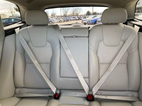 Used 2023 Volvo XC60 B5 Plus w/ Climate Package image 11