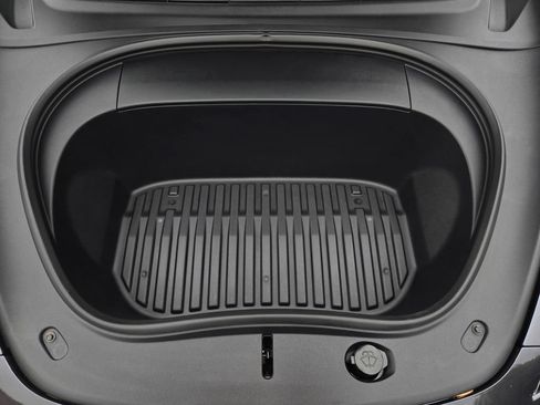 Used 2024 Tesla Model 3 Standard Range RWD image 32