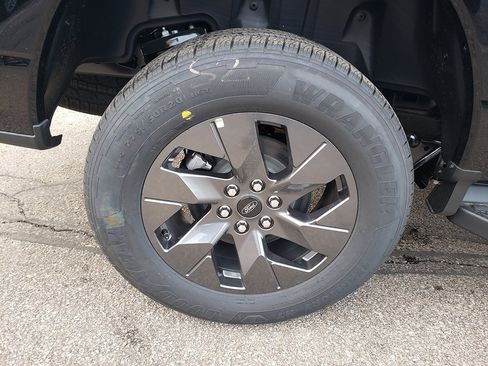 New 2025 Ford F150 Lightning Flash image 22