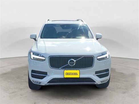 Used 2018 Volvo XC90 T5 Momentum w/ Convenience Package image 8