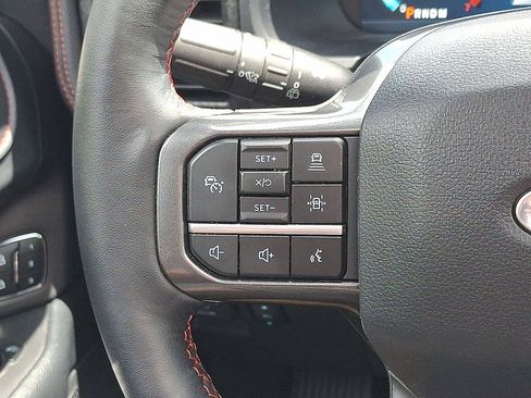 Used 2024 Ford Expedition Limited AWD/4WD image 17