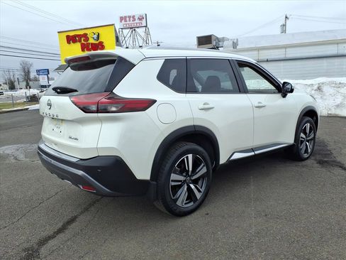 Certified 2023 Nissan Rogue SL image 3