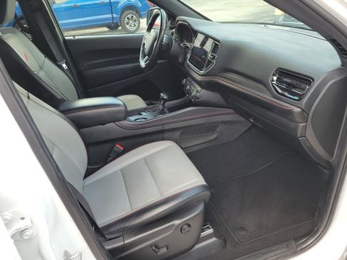 Used 2024 Dodge Durango GT image 11