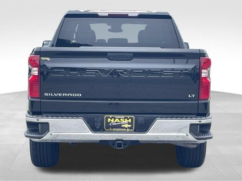 Used 2022 Chevrolet Silverado 1500 LT RWD image 4