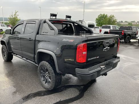 Used 2019 Chevrolet Colorado ZR2 w/ ZR2 Midnight Special Edition AWD/4WD image 5