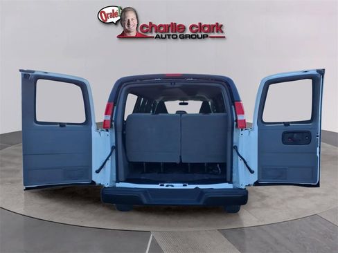 Used 2025 Chevrolet Express 3500 LS image 9