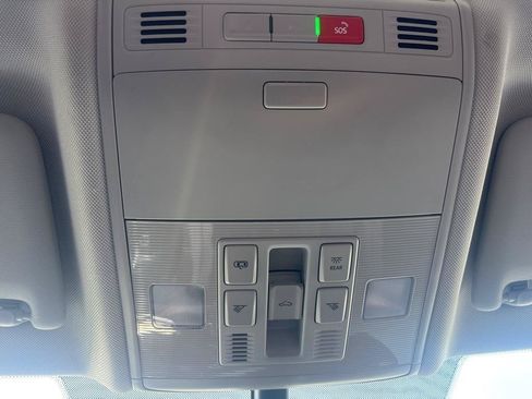 Used 2021 Volkswagen Jetta SE FWD image 23
