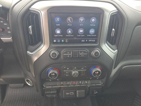 Used 2021 Chevrolet Silverado 1500 RST image 26