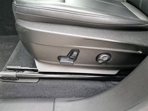 Used 2023 Alfa Romeo Stelvio Ti image 13