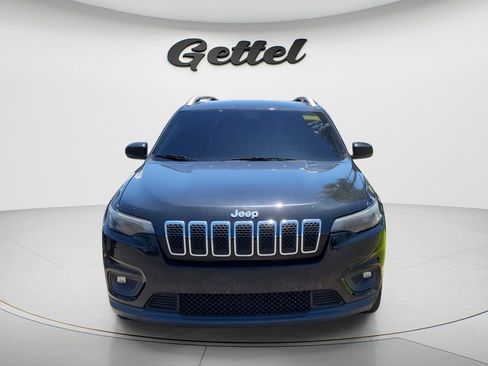 Used 2020 Jeep Cherokee Latitude Plus FWD image 2