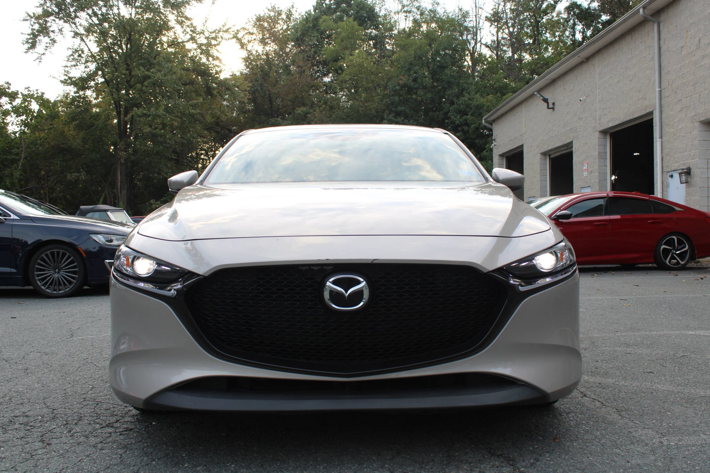Used 2024 MAZDA MAZDA3 s FWD image 2