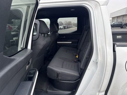 Used 2024 Toyota Tacoma TRD Sport image 7