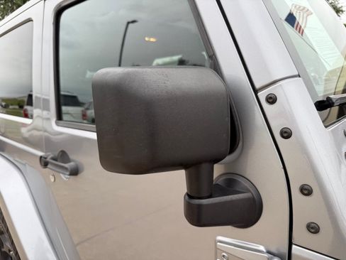 Used 2013 Jeep Wrangler Sahara w/ Connectivity Group AWD/4WD image 10