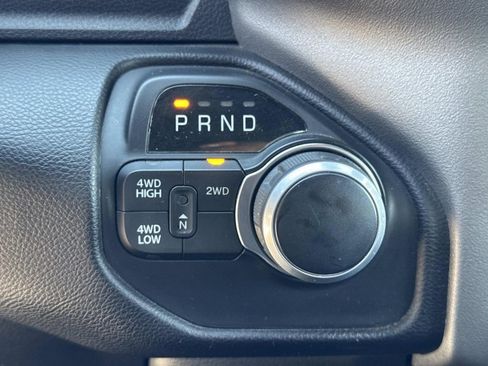 Used 2024 RAM 2500 Big Horn image 16