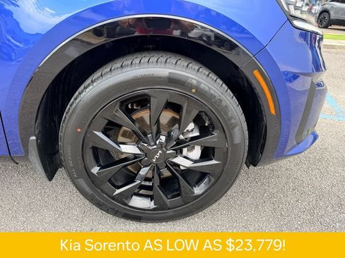 Used 2023 Kia Sorento SX FWD image 35