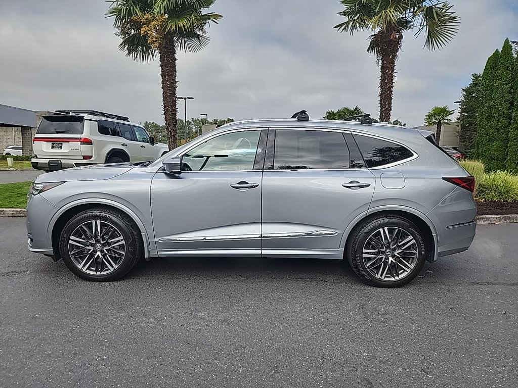 Used 2025 Acura MDX w/ Advance Package AWD/4WD image 2