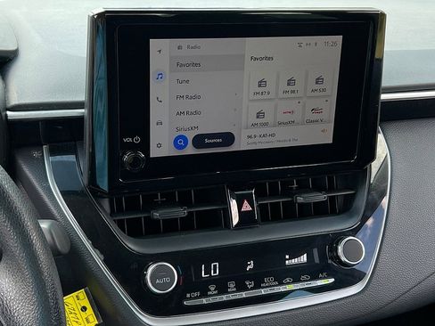 Used 2023 Toyota Corolla LE image 11