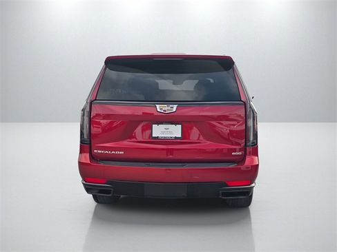 Used 2023 Cadillac Escalade Sport Platinum image 6