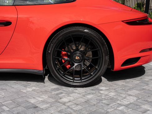 Used 2019 Porsche 911 Carrera 4 GTS AWD/4WD image 12