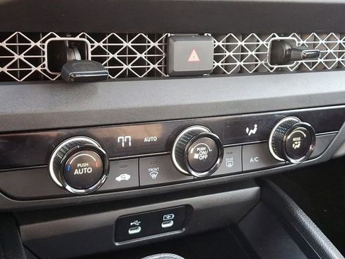 Certified 2025 Honda Accord LX image 15