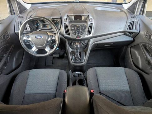 Used 2016 Ford Transit Connect XL image 3