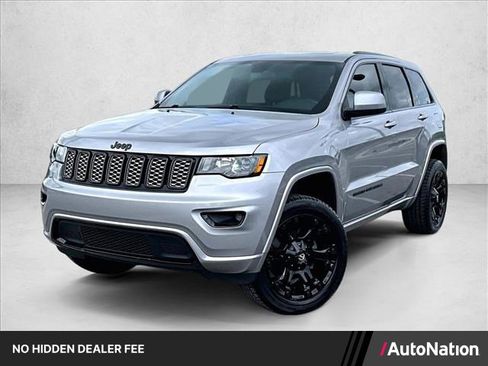 Used 2021 Jeep Grand Cherokee Laredo X AWD/4WD image 1
