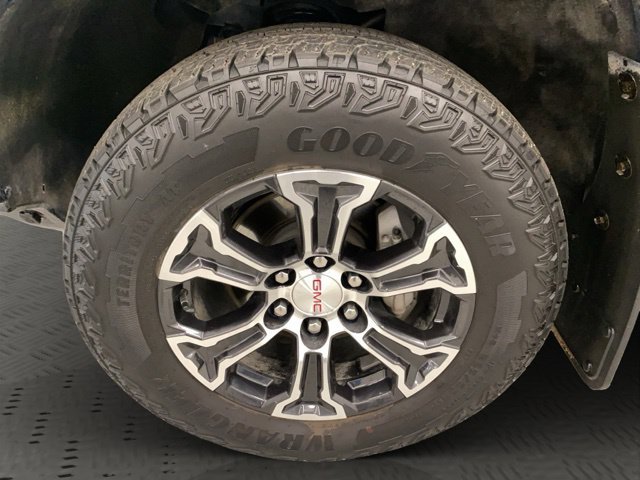 Used 2024 GMC Canyon AT4 AWD/4WD image 39