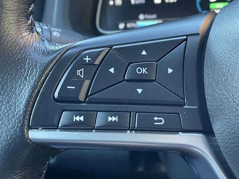 Used 2020 Nissan Leaf SV w/ Protection Package image 28