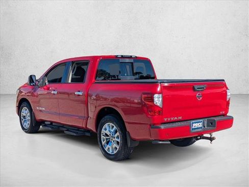 Used 2021 Nissan Titan SV w/ SV Convenience Package image 8