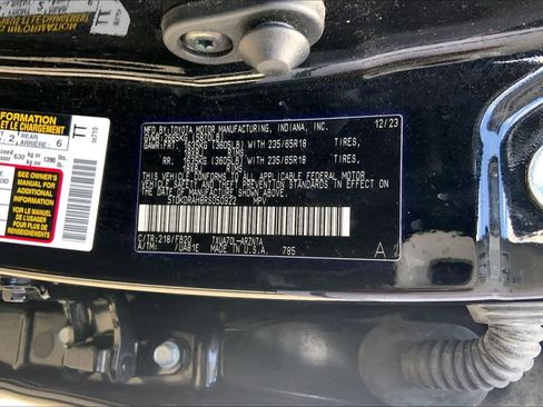 Used 2024 Toyota Highlander LE image 36