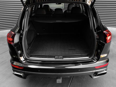 Used 2016 Porsche Cayenne AWD/4WD image 29
